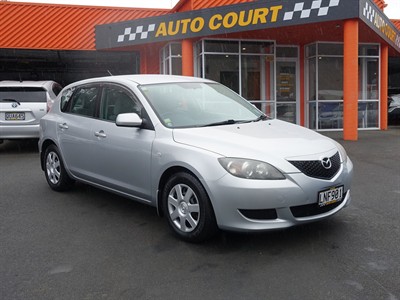 2005 Mazda Axela