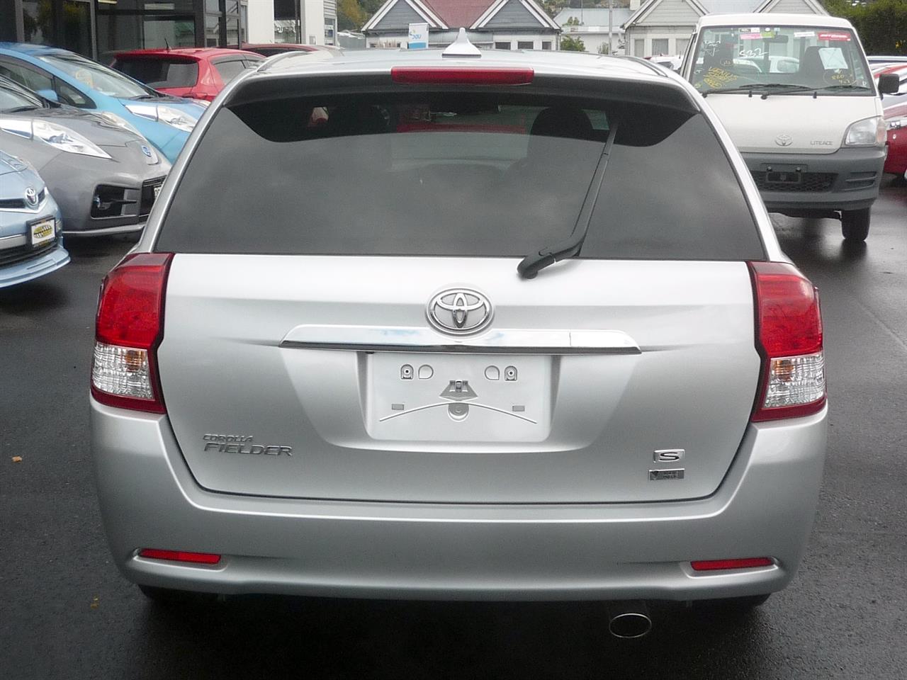 2012 Toyota Corolla Fielder