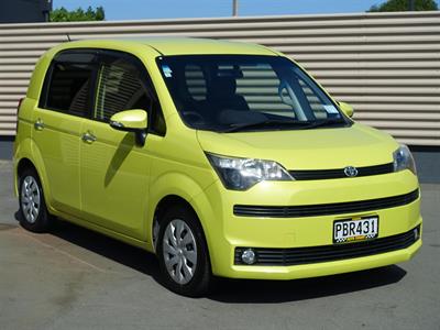 2012 Toyota Spade - Thumbnail