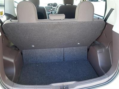 2012 Toyota Spade - Thumbnail