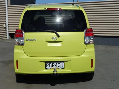 2012 Toyota Spade - Thumbnail