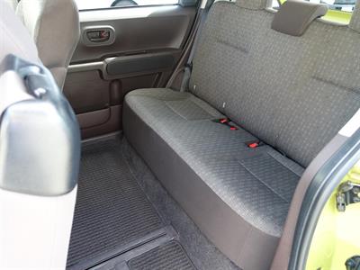 2012 Toyota Spade - Thumbnail