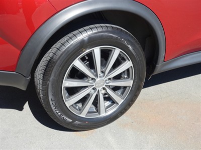 2011 Nissan Juke - Thumbnail