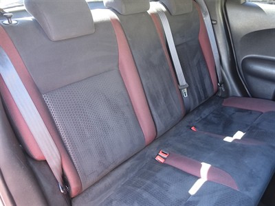 2011 Nissan Juke - Thumbnail