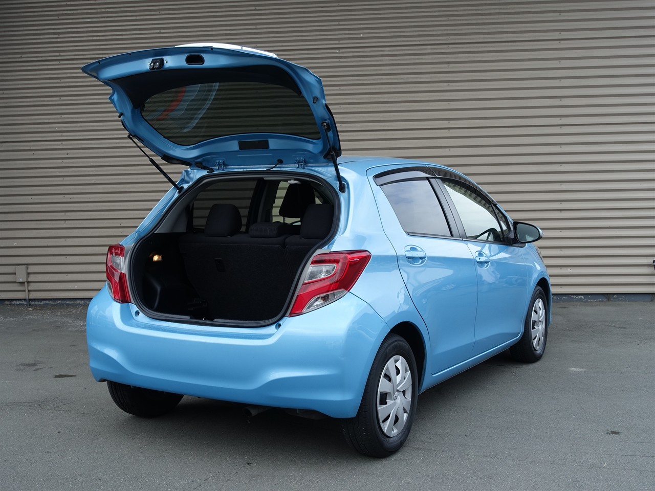 2014 Toyota Vitz