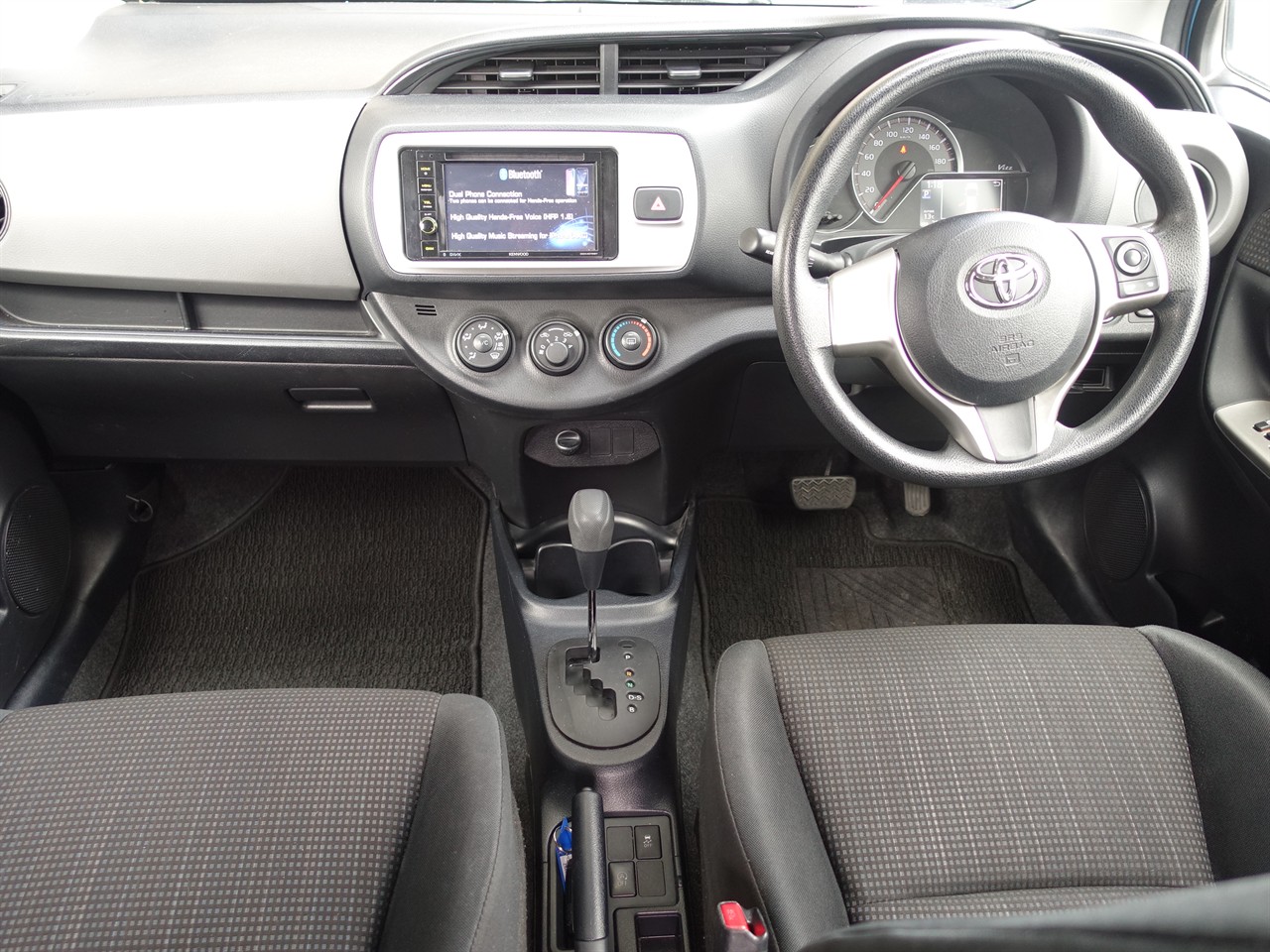 2014 Toyota Vitz