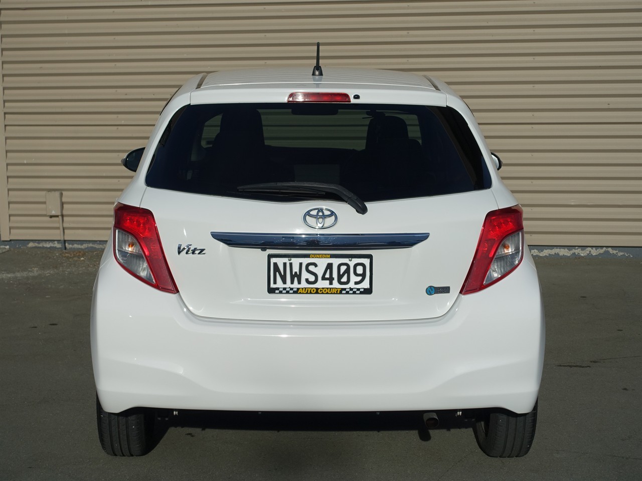 2013 Toyota Vitz