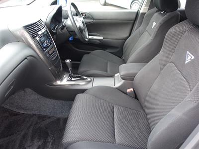 2005 Toyota Caldina - Thumbnail