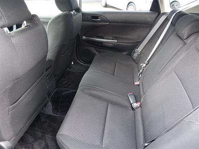 2005 Toyota Caldina - Thumbnail