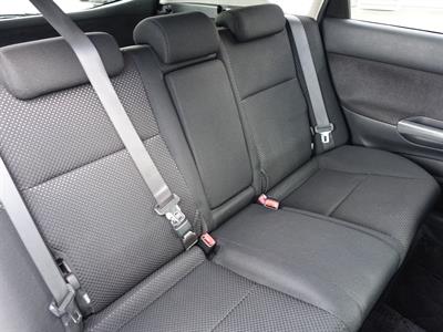 2005 Toyota Caldina - Thumbnail