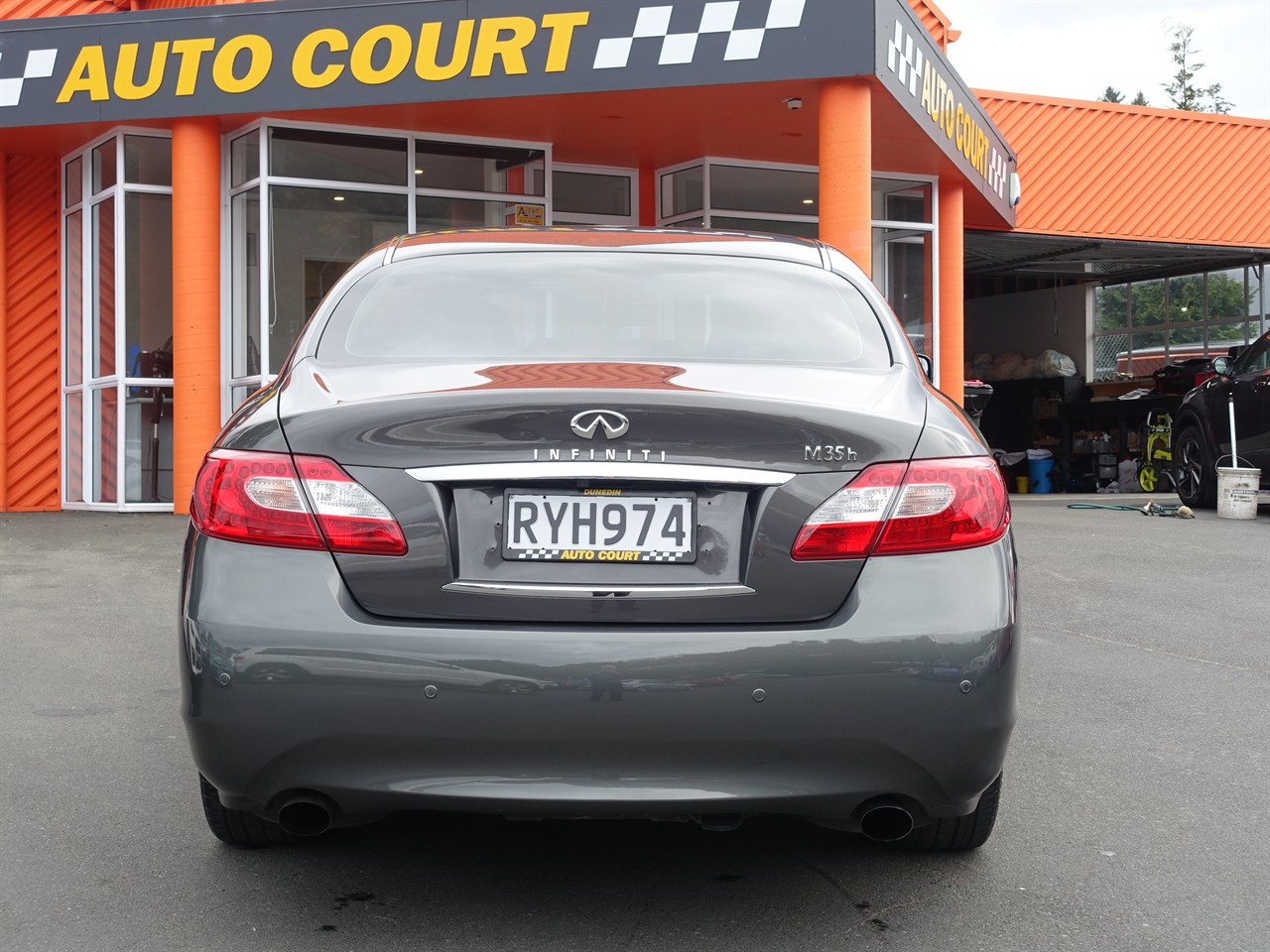 2012 Infiniti M35h
