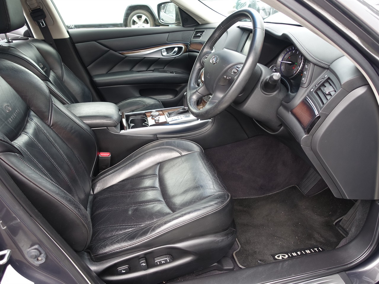 2012 Infiniti M35h