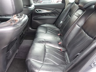 2012 Infiniti M35h - Thumbnail