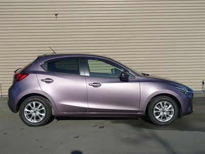 2014 Mazda Demio - Thumbnail
