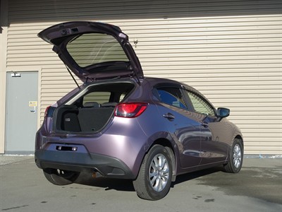 2014 Mazda Demio - Thumbnail