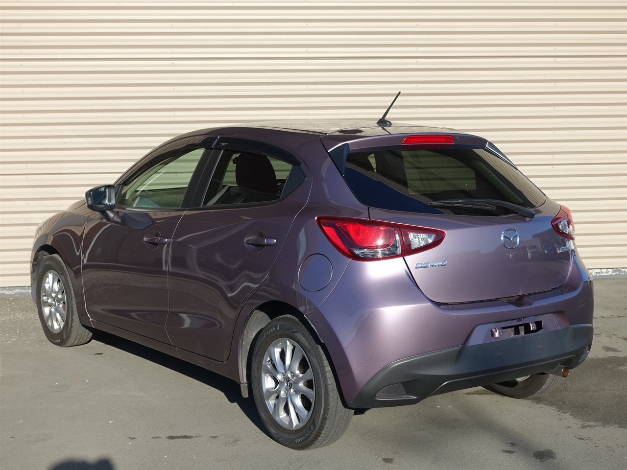 2014 Mazda Demio