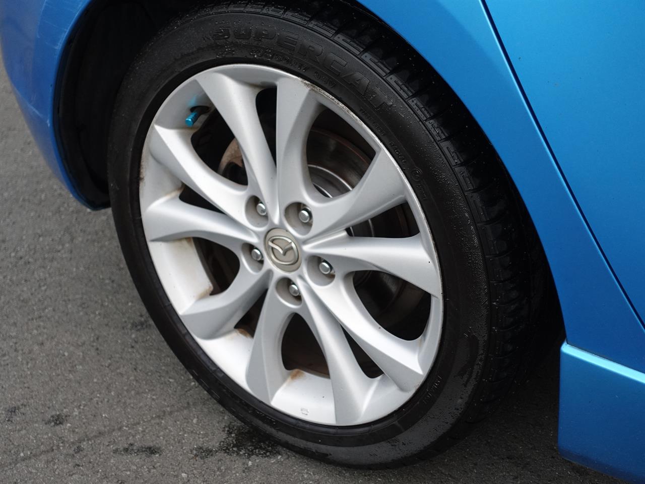 2011 Mazda Axela