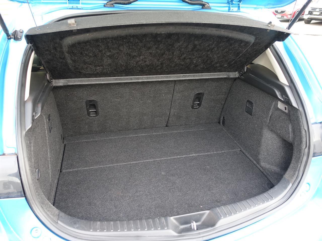 2011 Mazda Axela