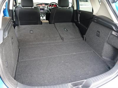 2011 Mazda Axela - Thumbnail