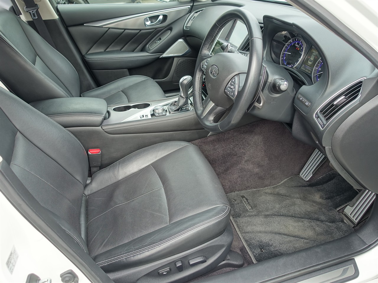 2017 Nissan Skyline