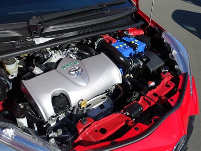 2017 Toyota Vitz - Thumbnail