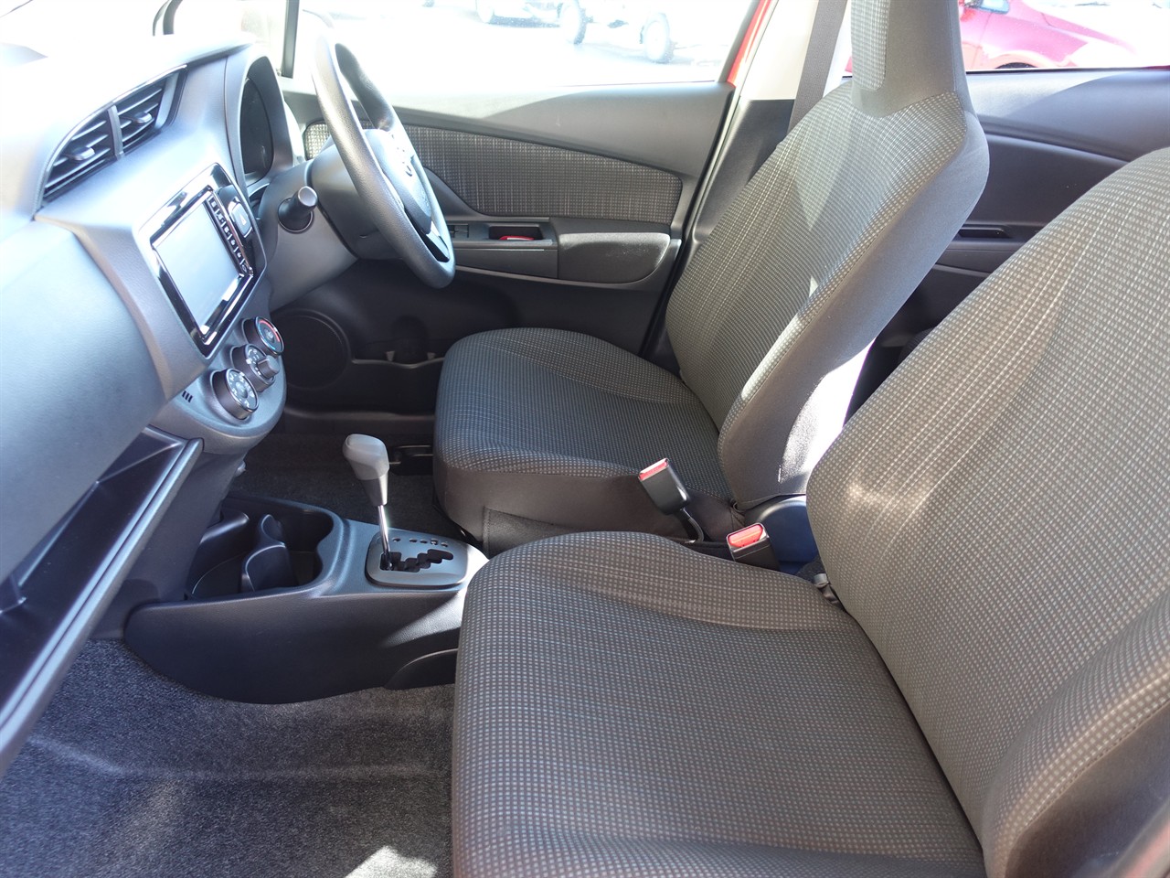 2017 Toyota Vitz
