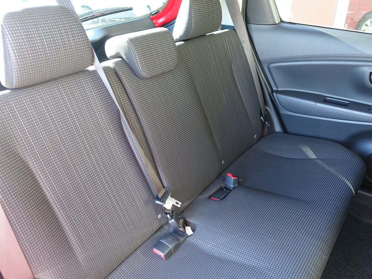2017 Toyota Vitz