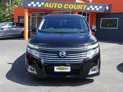 2013 Nissan Elgrand - Thumbnail