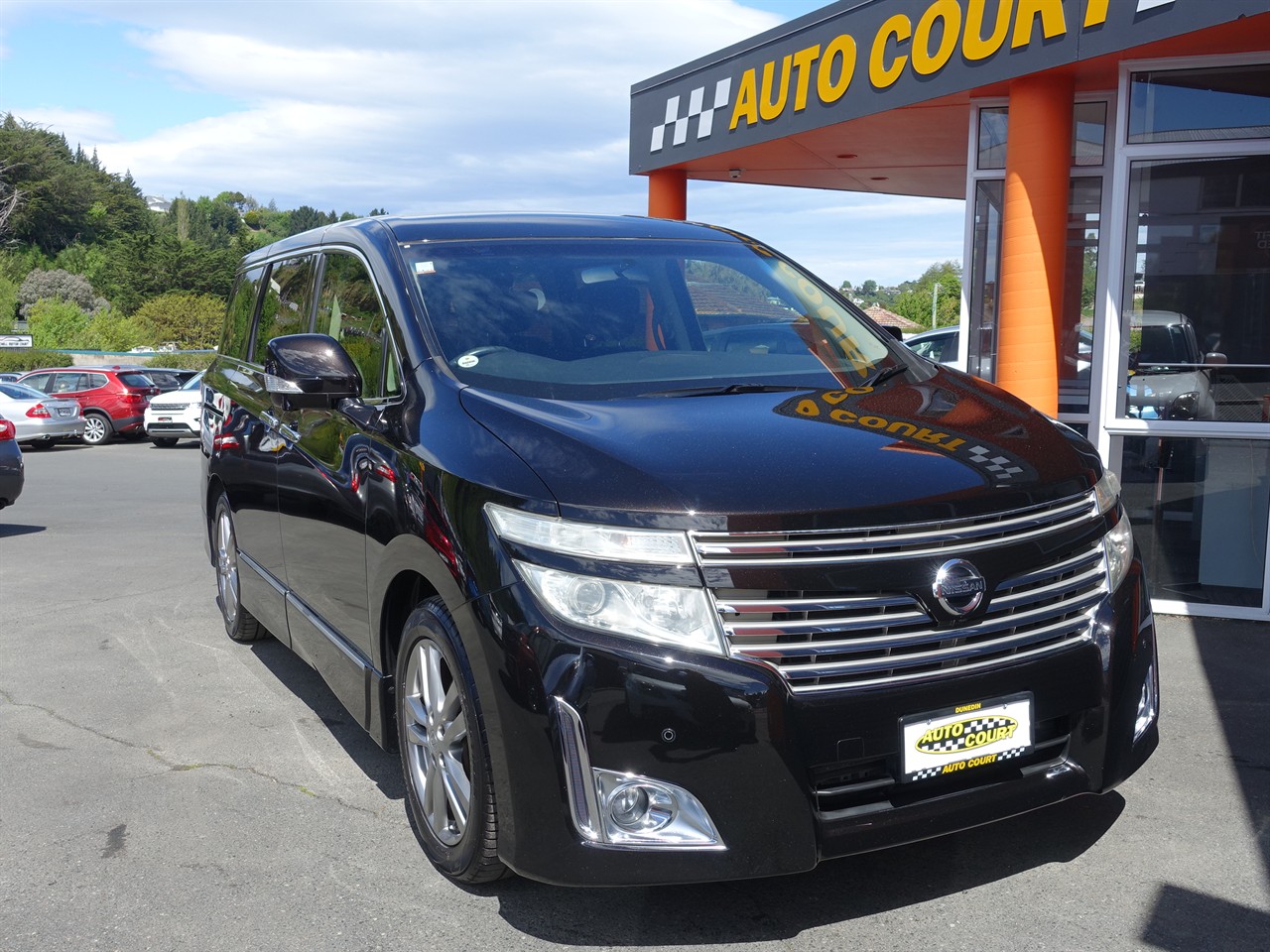 2013 Nissan Elgrand