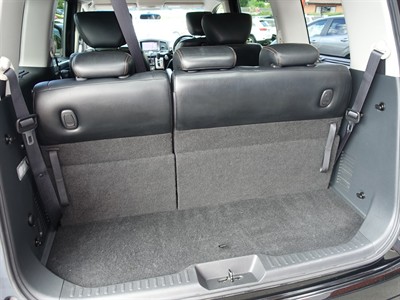 2013 Nissan Elgrand - Thumbnail