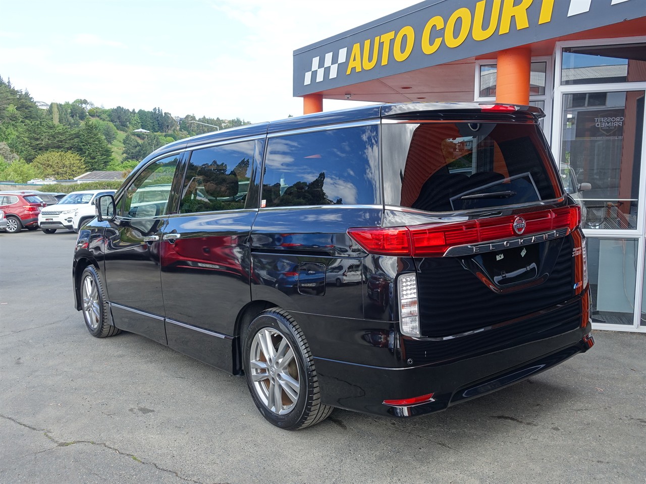 2013 Nissan Elgrand