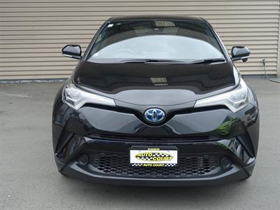 2018 Toyota C-HR - Thumbnail