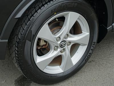 2018 Toyota C-HR - Thumbnail