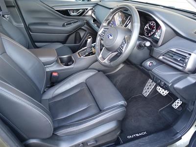 2024 Subaru Outback - Thumbnail