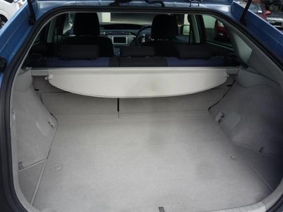 2012 Toyota Prius - Thumbnail