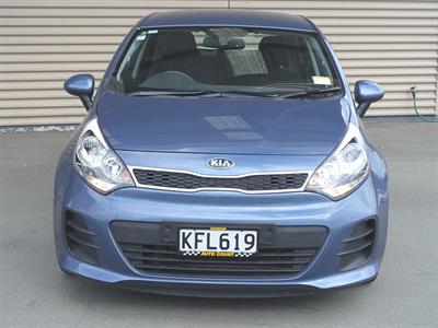 2016 Kia Rio - Thumbnail