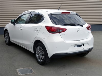 2020 Mazda 2 - Thumbnail