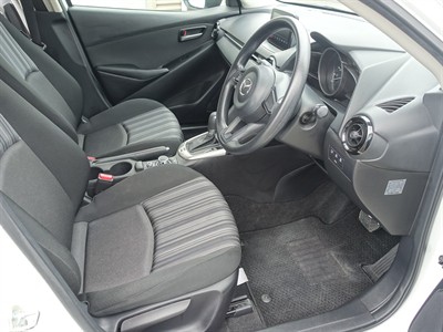 2020 Mazda 2 - Thumbnail