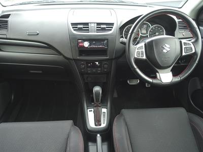 2012 Suzuki Swift - Thumbnail