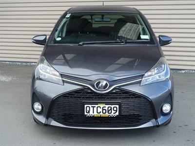 2014 Toyota Vitz - Thumbnail
