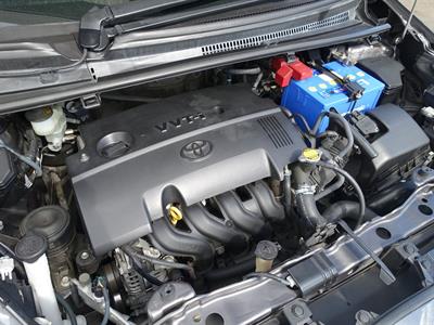 2014 Toyota Vitz - Thumbnail