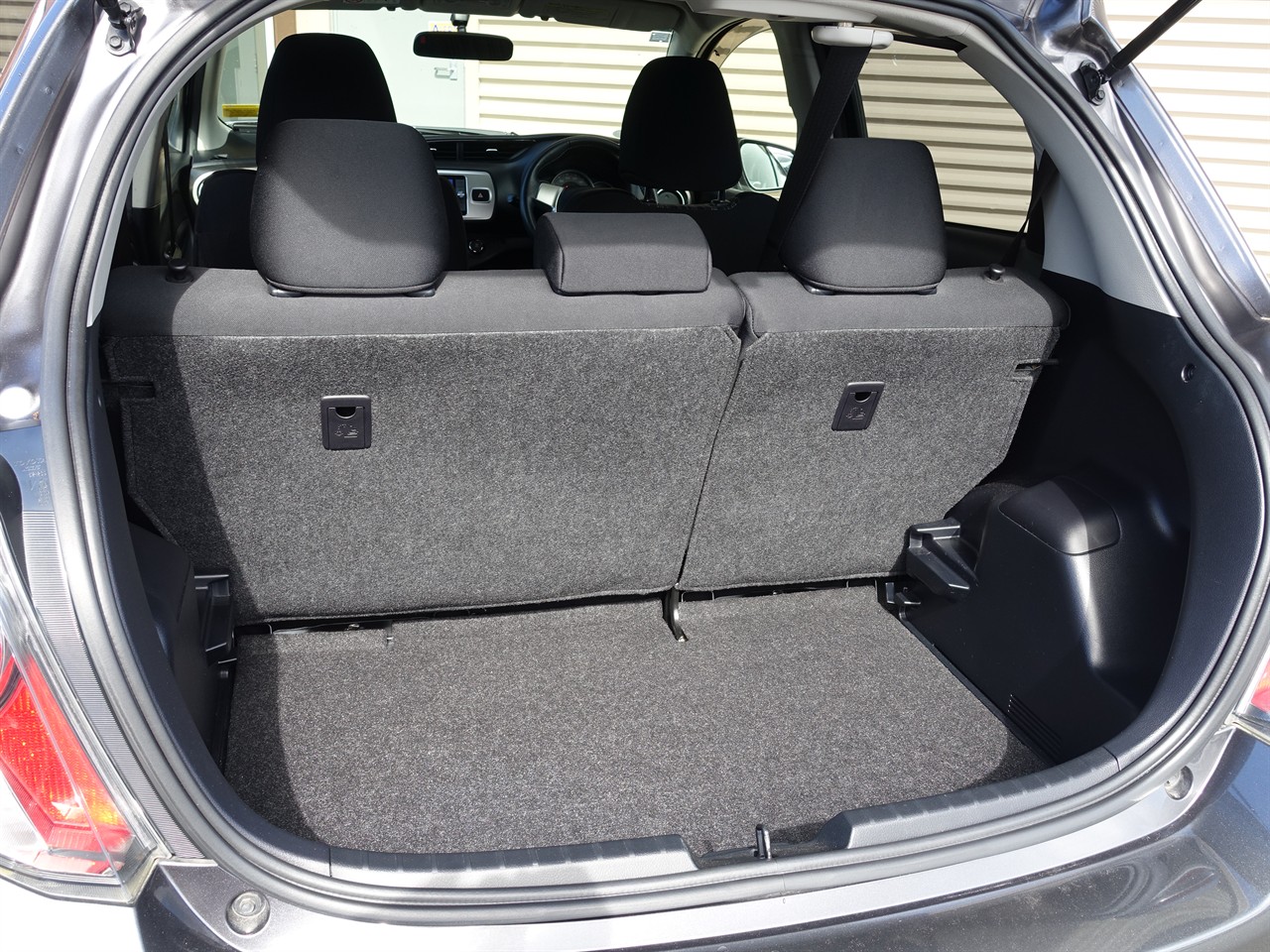 2014 Toyota Vitz