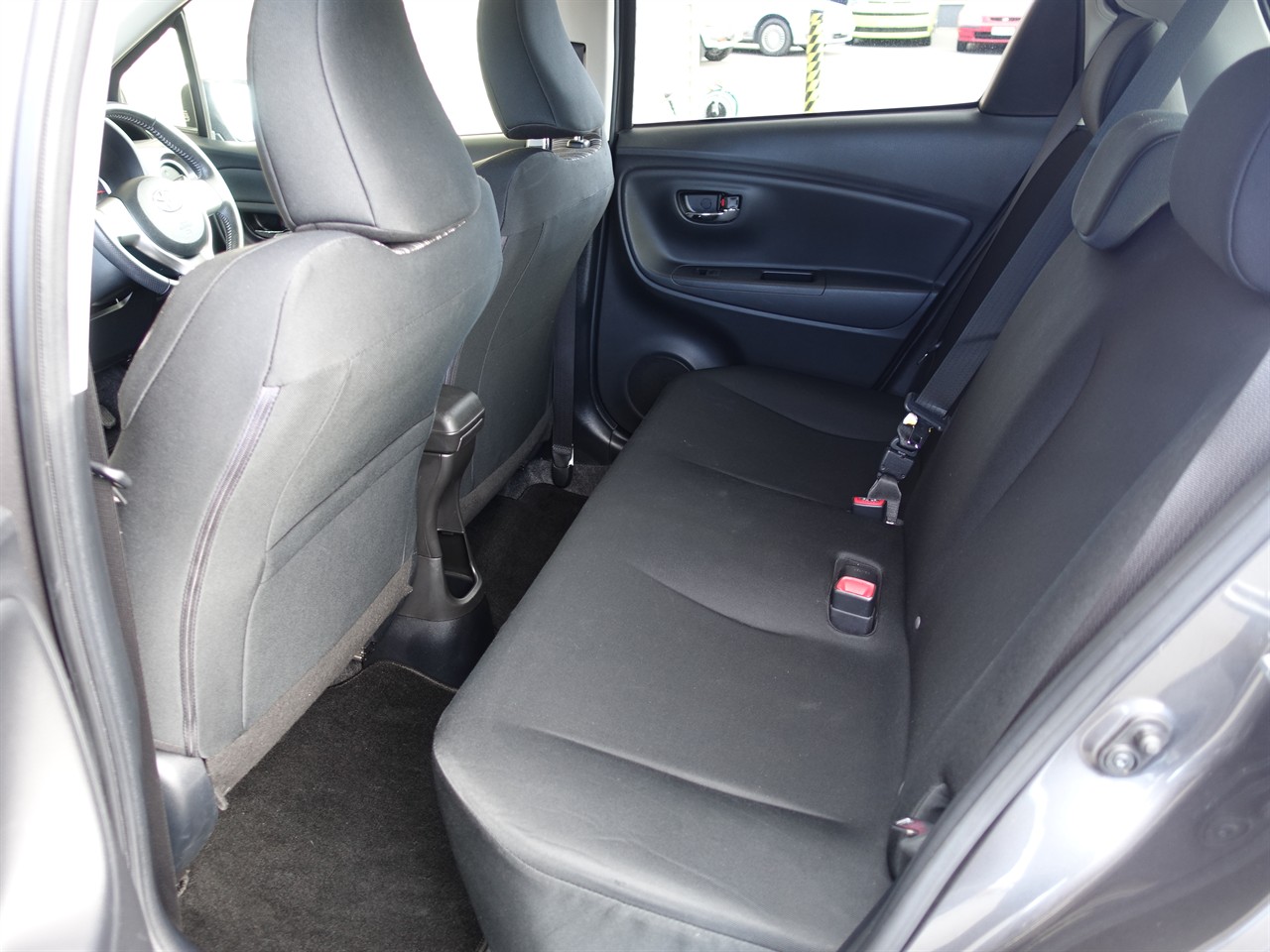 2014 Toyota Vitz