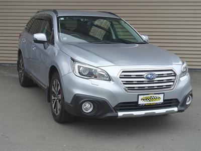 2017 Subaru Outback - Thumbnail