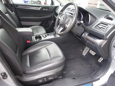 2017 Subaru Outback - Thumbnail