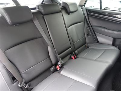 2017 Subaru Outback - Thumbnail