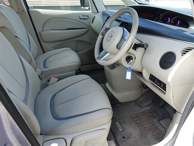 2010 Mazda Biante - Thumbnail