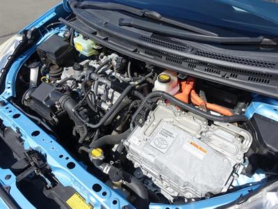 2012 Toyota Aqua - Thumbnail