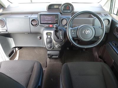 2016 Toyota Spade - Thumbnail