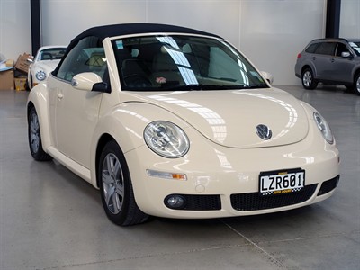 2007 Volkswagen Beetle - Thumbnail
